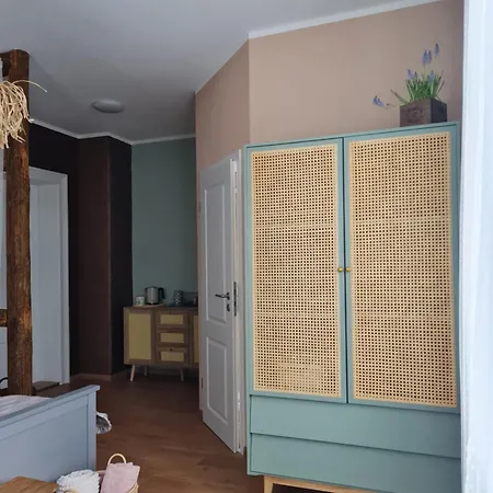 Zur Linde Апартаменты