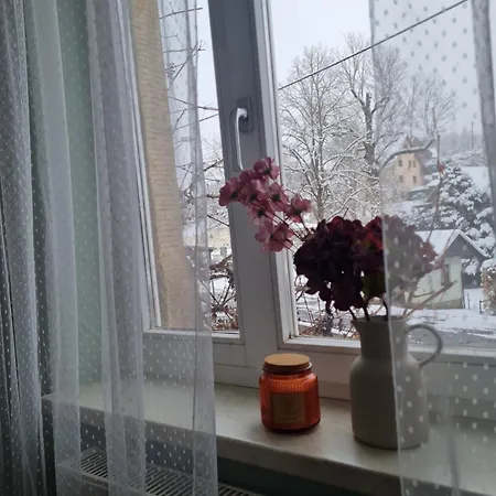 Zur Linde Зебниц